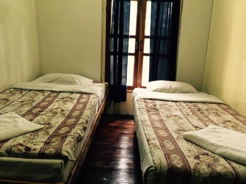 Mr. Charles Guest House - Hostel, photo 11