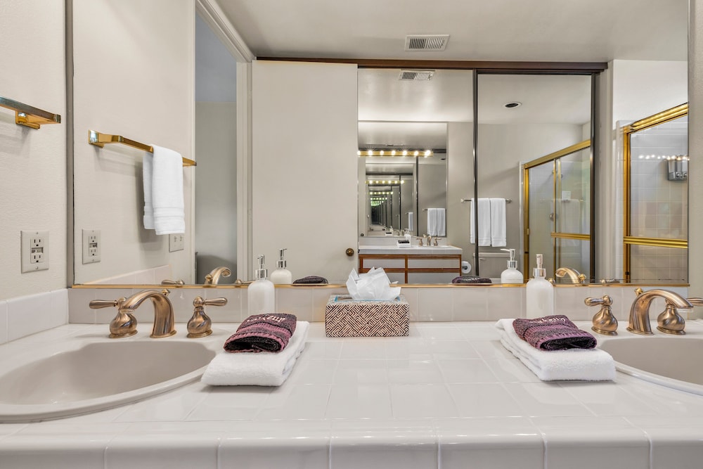 Isleta Vista Getaway