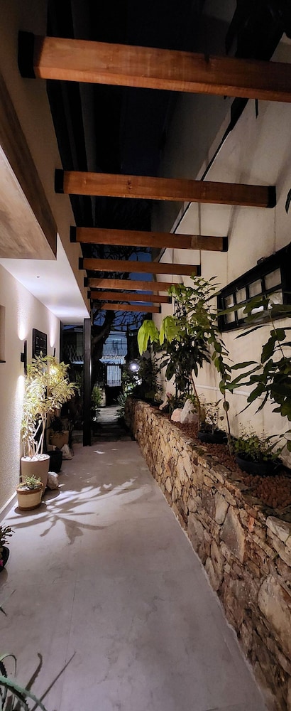 Chalé Ateliê Poder das Pedras