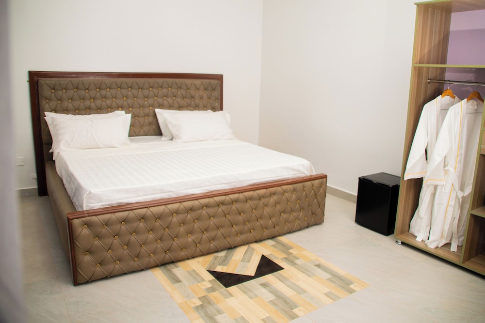 Rond Point Gorilla Boutique & Apartments