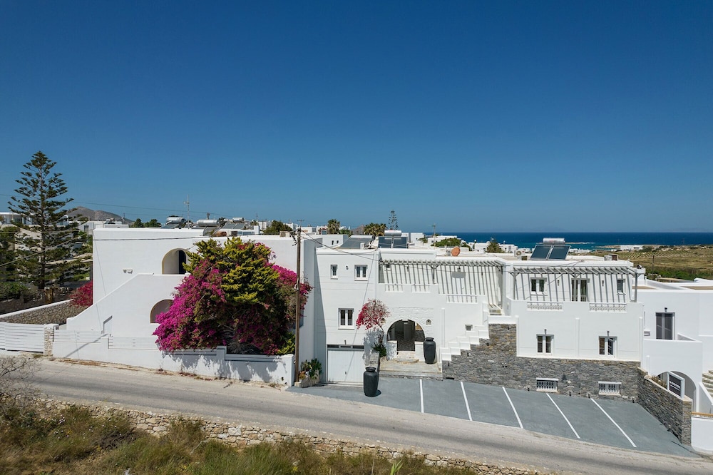 Vammos Luxury Apartments