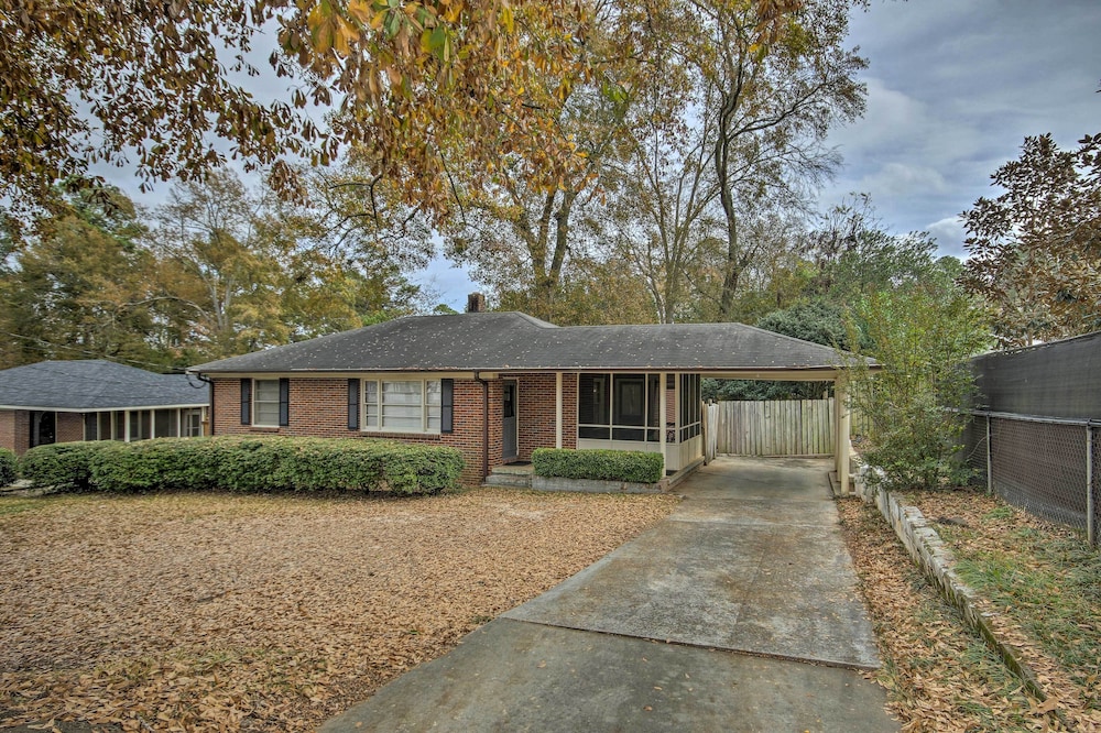 Cheery House, 0.3 Mi to Augusta National Golf