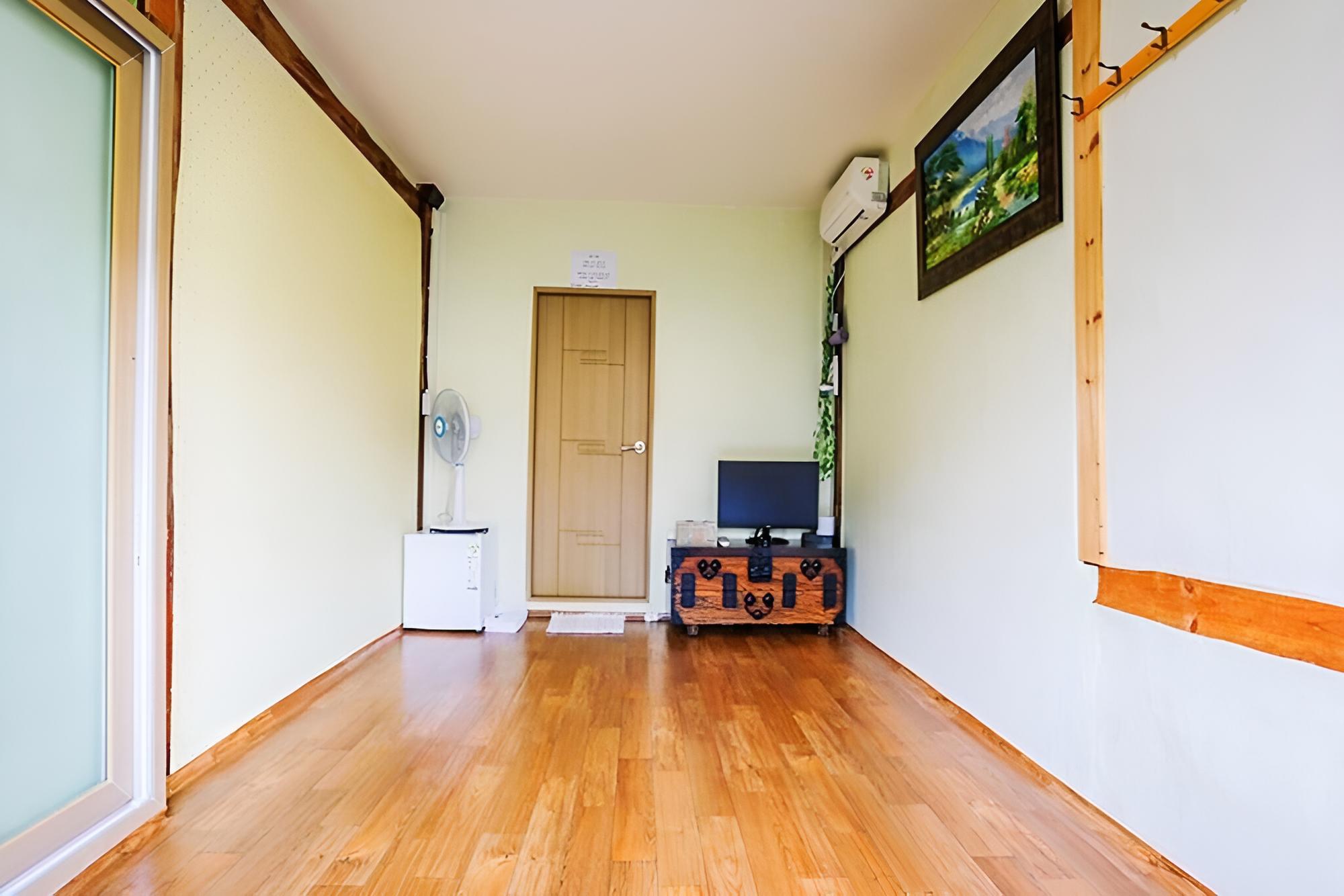 Jeonju Ongoeul Hanok Stay view 5