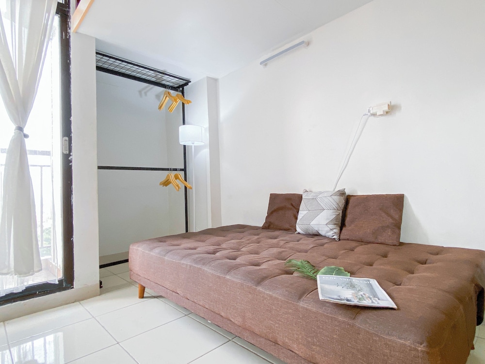 Cozy Stay Studio Room At Dave Apartment