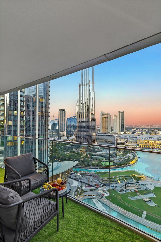 Roomszy Residences - Opera Grand