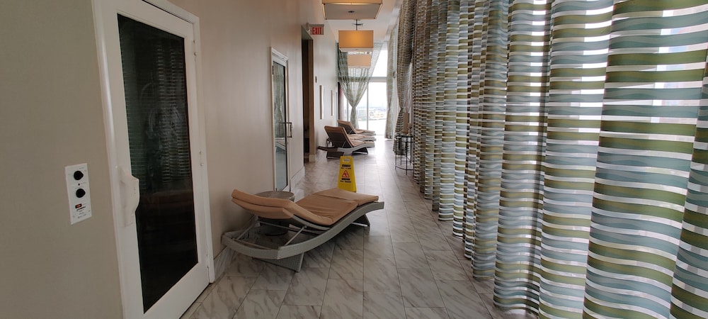 Luxury Apartments at 50 Biscayne
