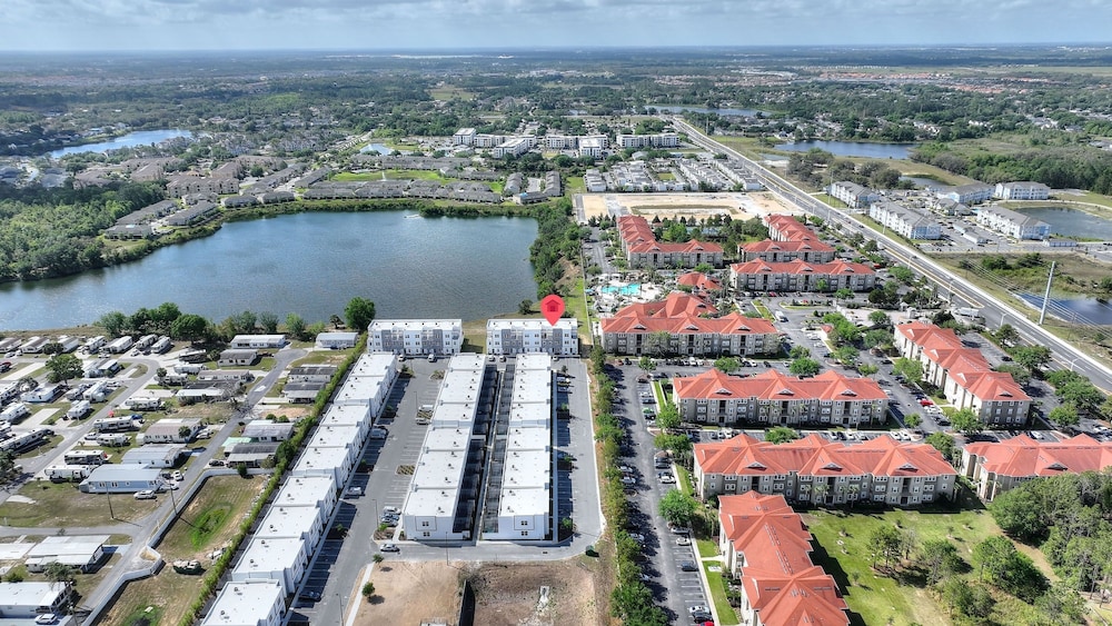 Harmony Haven Boutique Townhome At Azzure Resort Near Disney By Shine Villas 6 Bedroom Townhouse