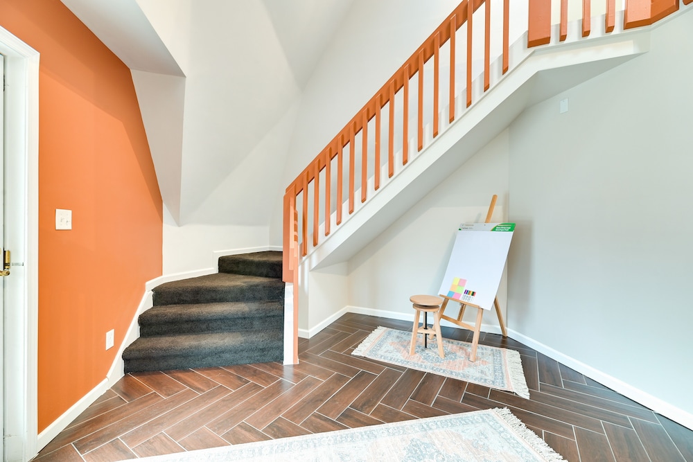 The Dome' - Spacious Retreat Near Finger Lakes! view 3
