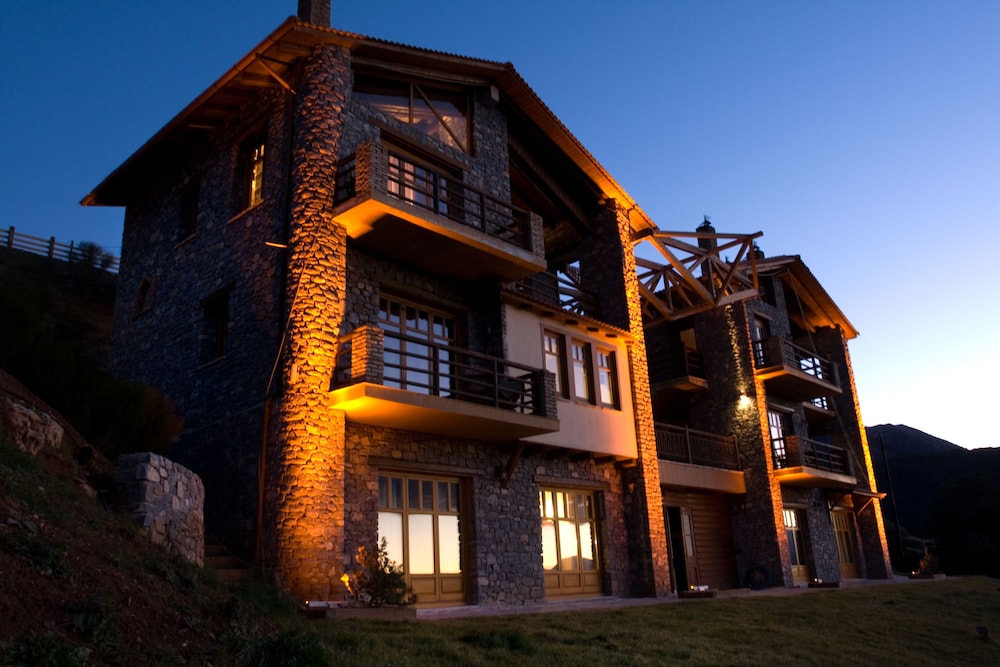 Azanias Chalet