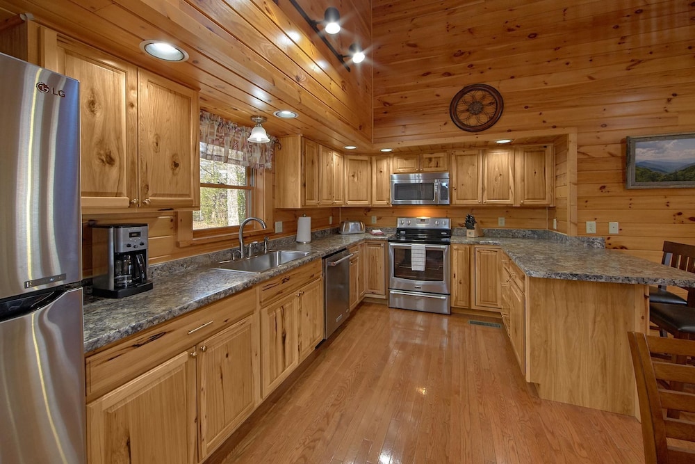 Grand View Apartment 4