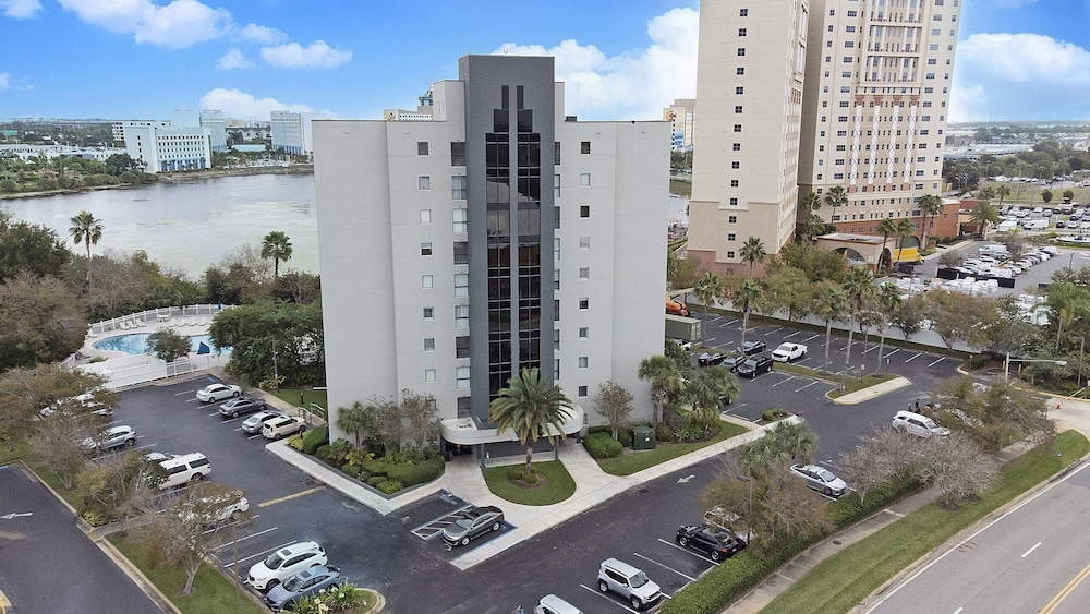 The Enclave Hotel and Suites