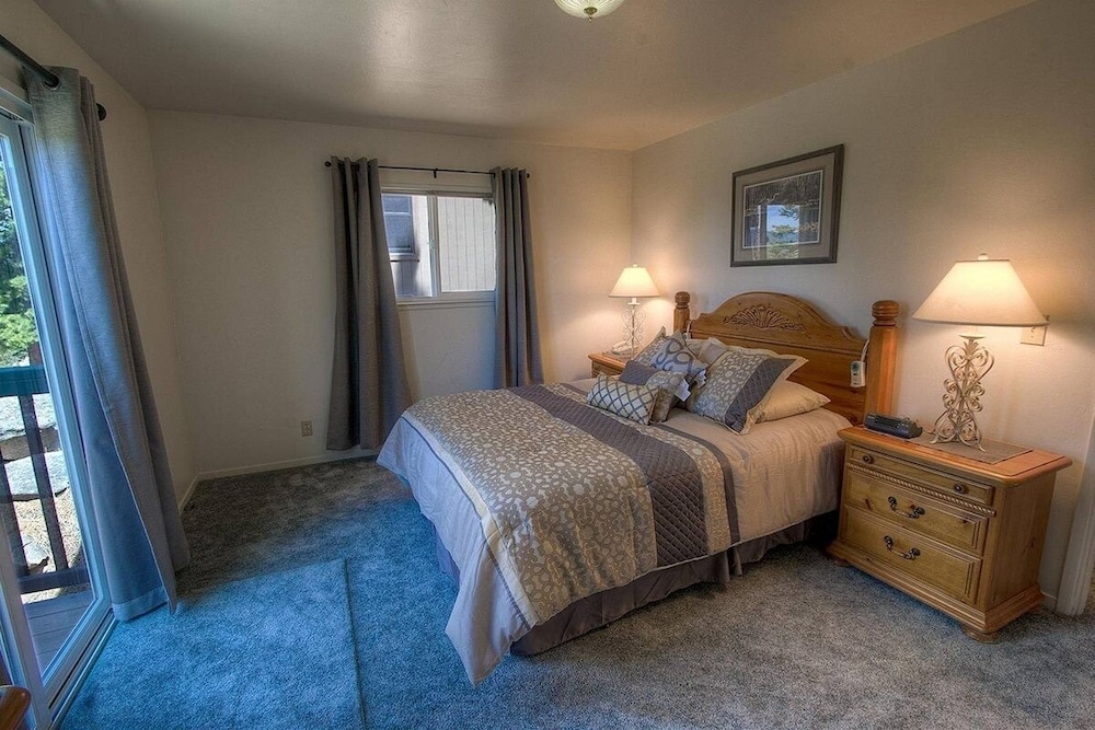 Hch1475 - Heavenly Lake View Retreat 5 Bedroom Home
