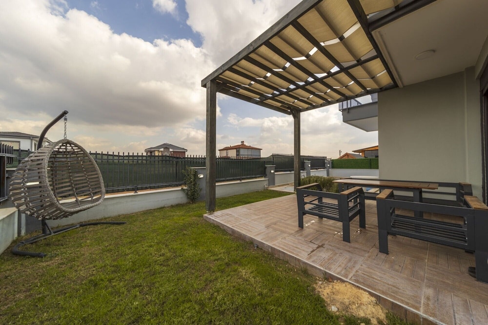 Villa With Pool Garden and Terrace in Antalya view 4