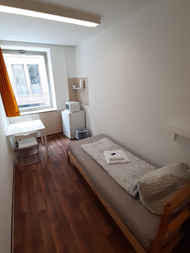 2-Rent Group Hostel Zimmer&Apartments GKP2