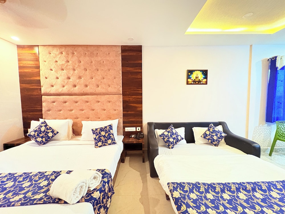 Hotel Rohit Rohini Puri