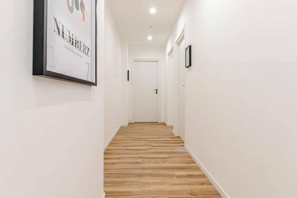 Numberz Rooms And Apartments