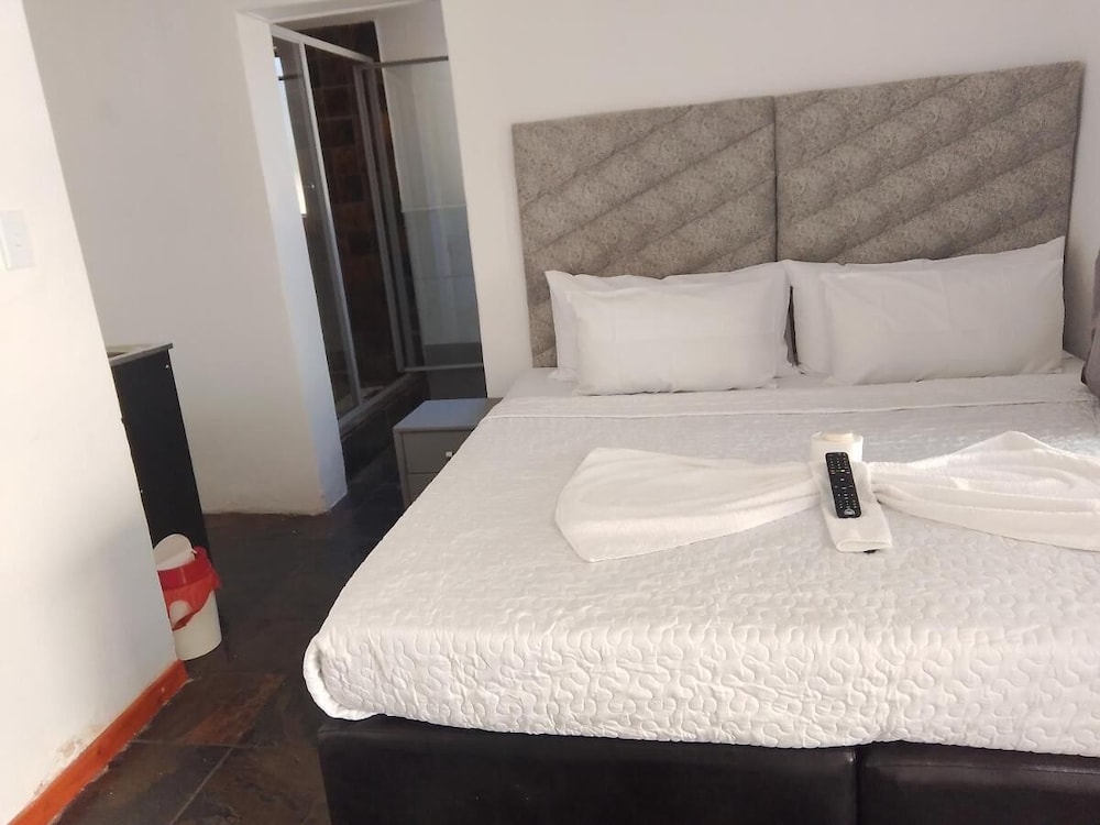 Duminy Guest Lodge