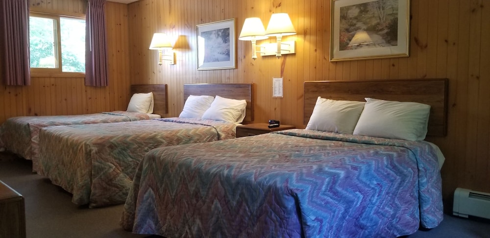 Red Ranch Motel