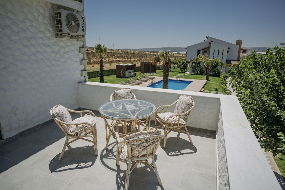 Ali Baba Ciftligi Alacati view 4