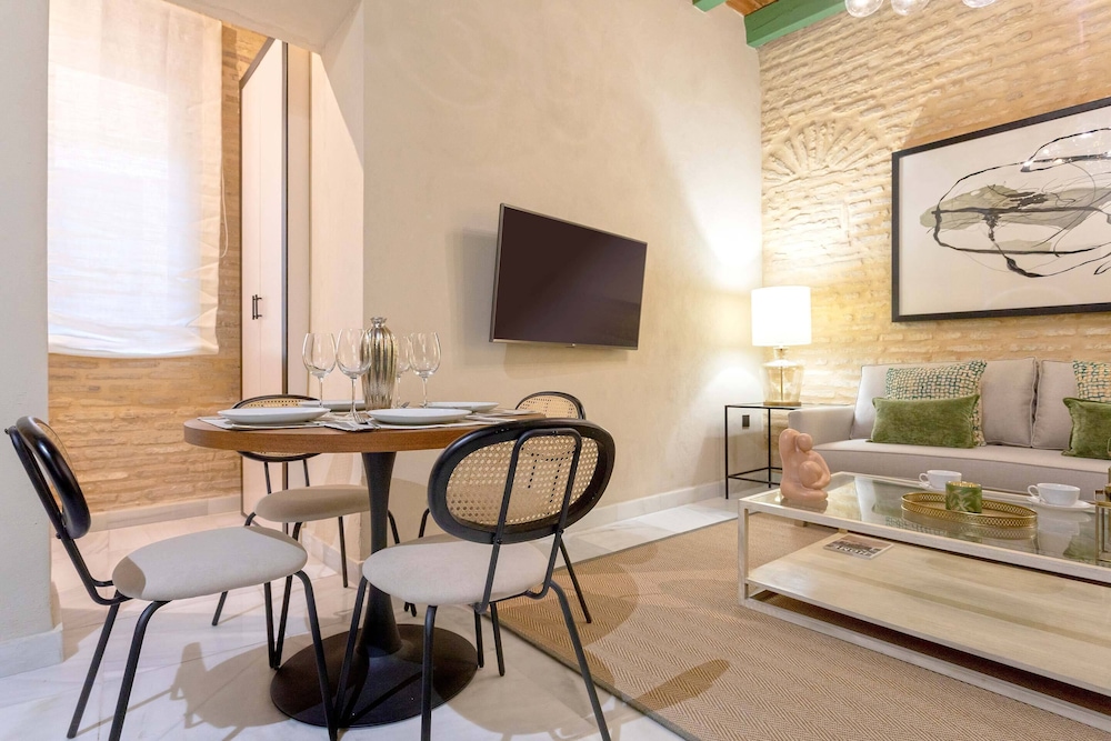Amazing Apartment in Seville Center Acetres II