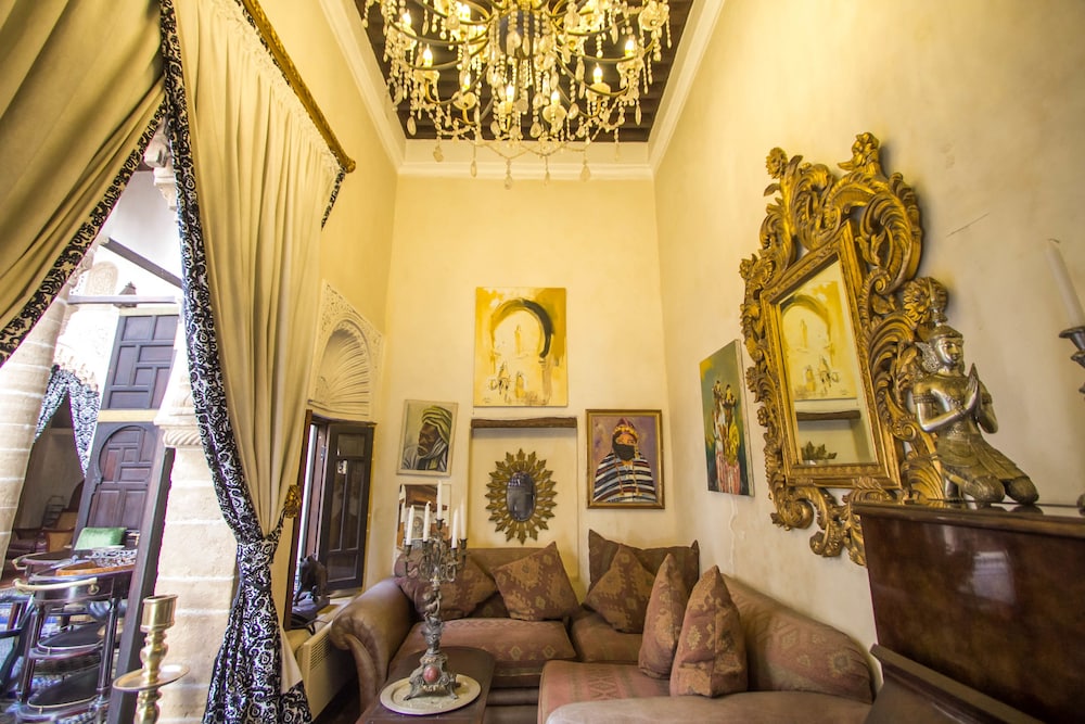 lounge