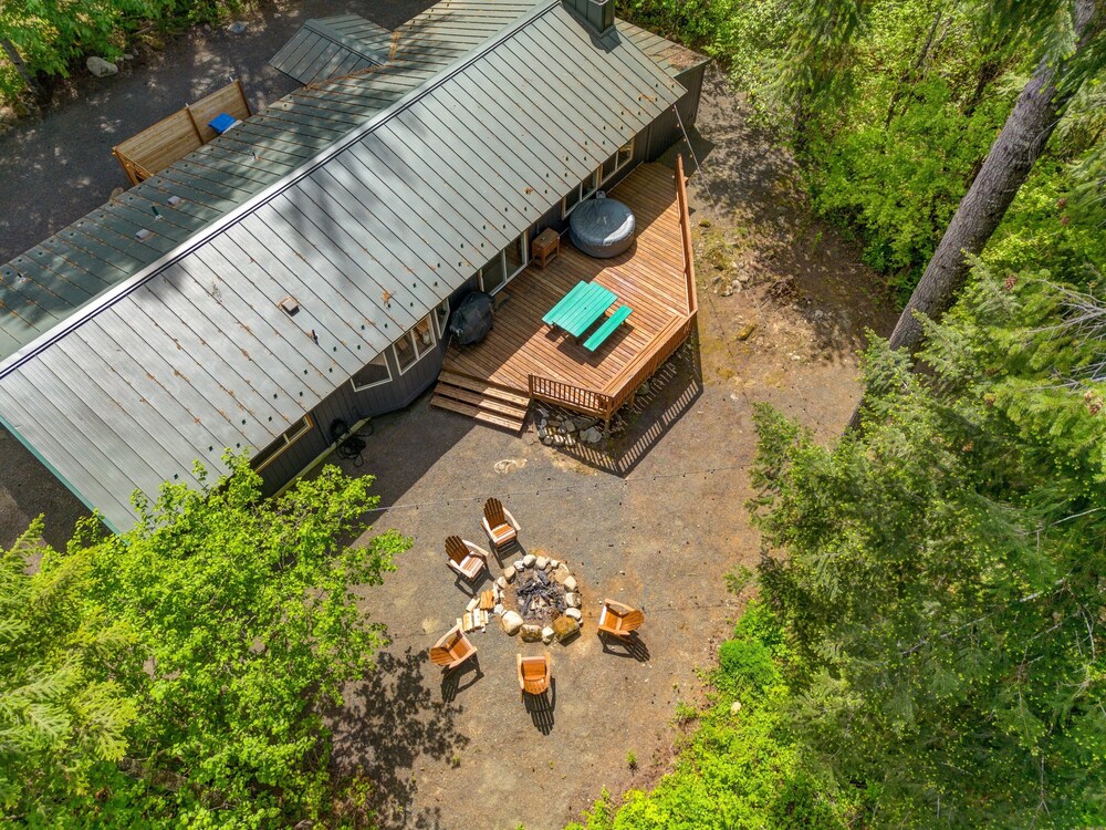 Packshack - Cozy Ski Cabin Mins From White Pass 2 Bedroom Home