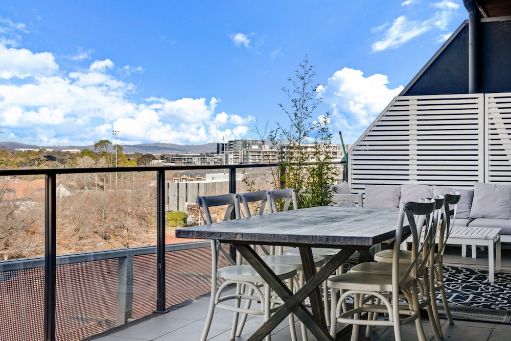 Mountain View City Center Apartment With BBQ