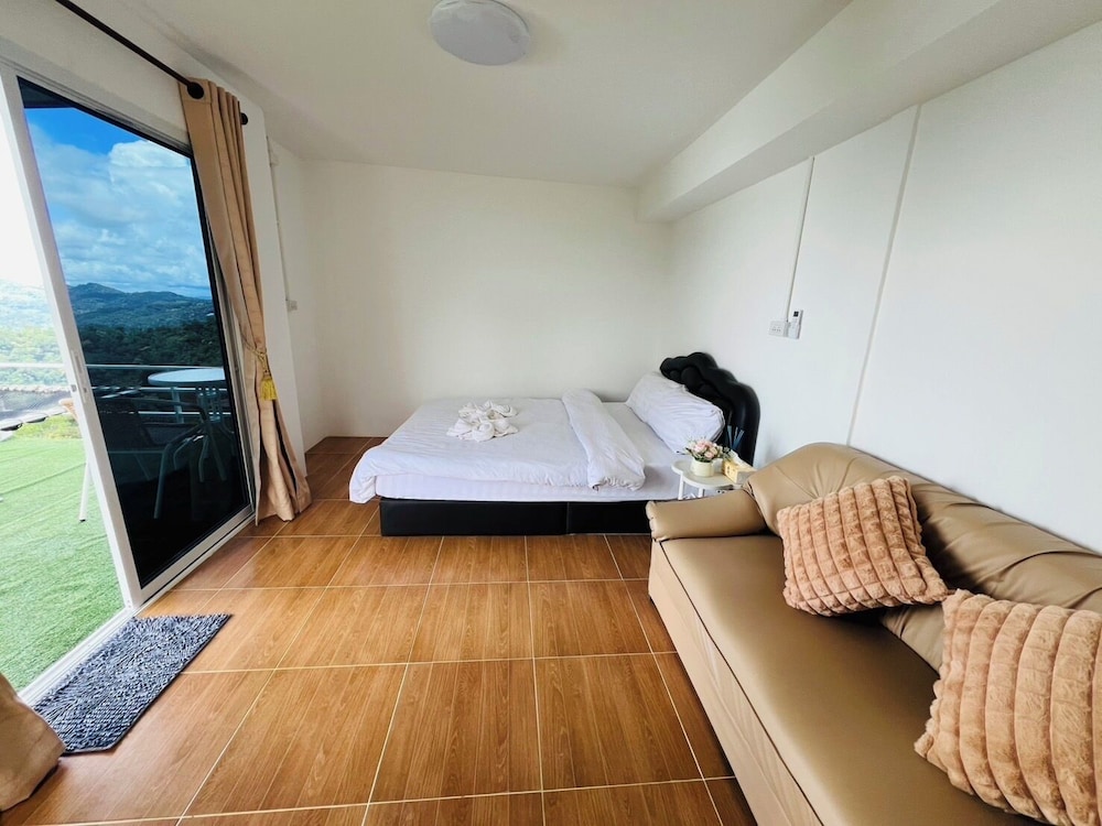 The View Homestay Monjam