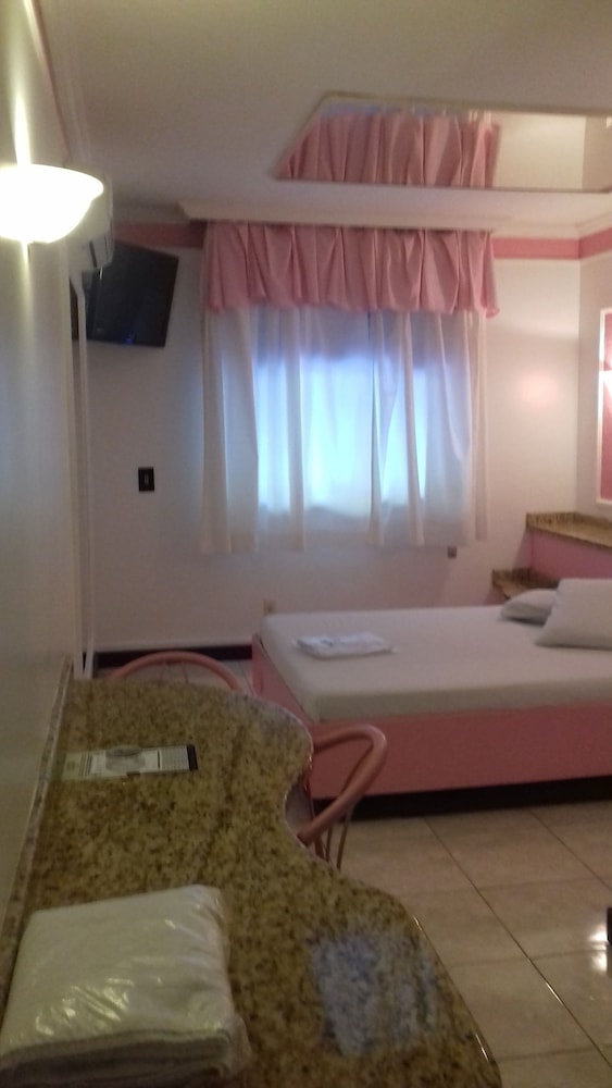 Motel dos Arcos
