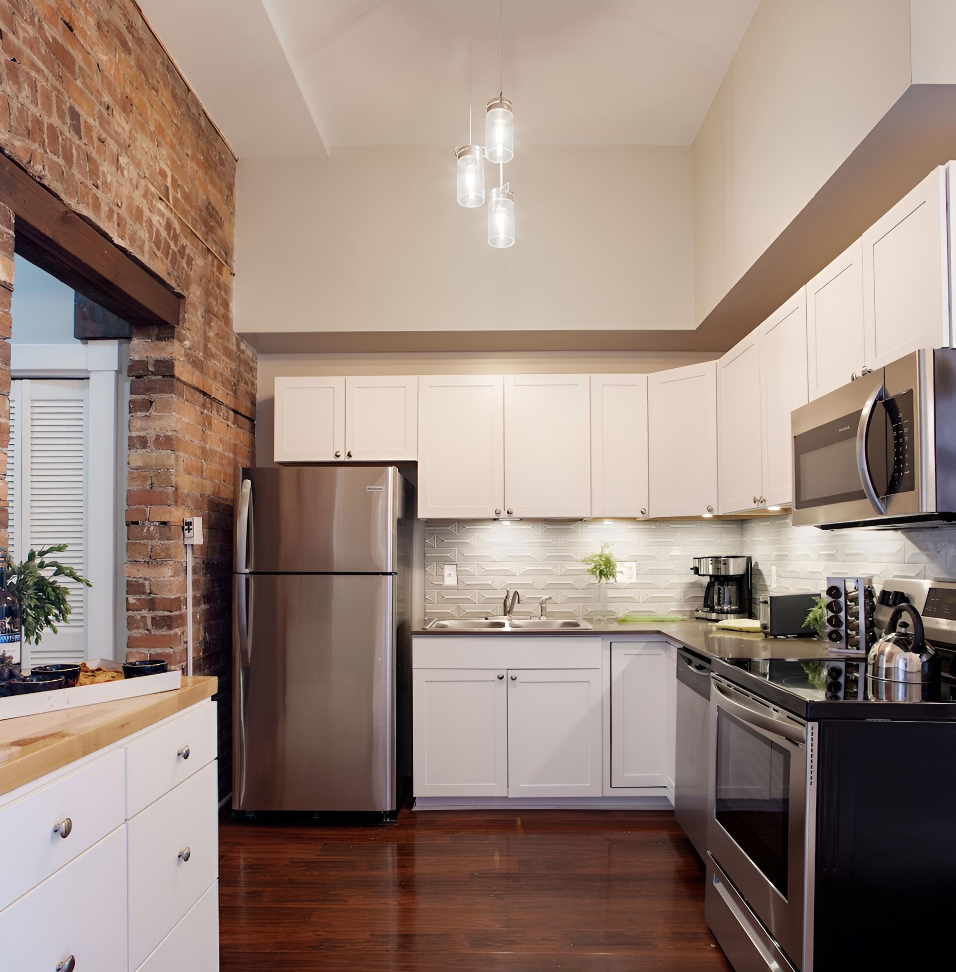 Newly Renovated Historic District Apt view 5