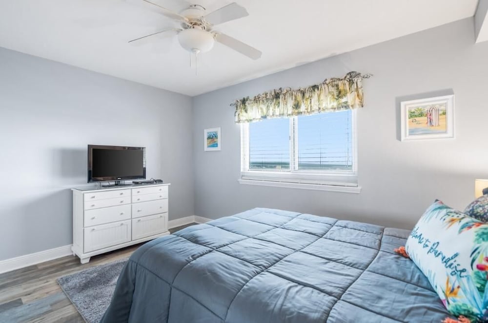 Emerald Beach 1631