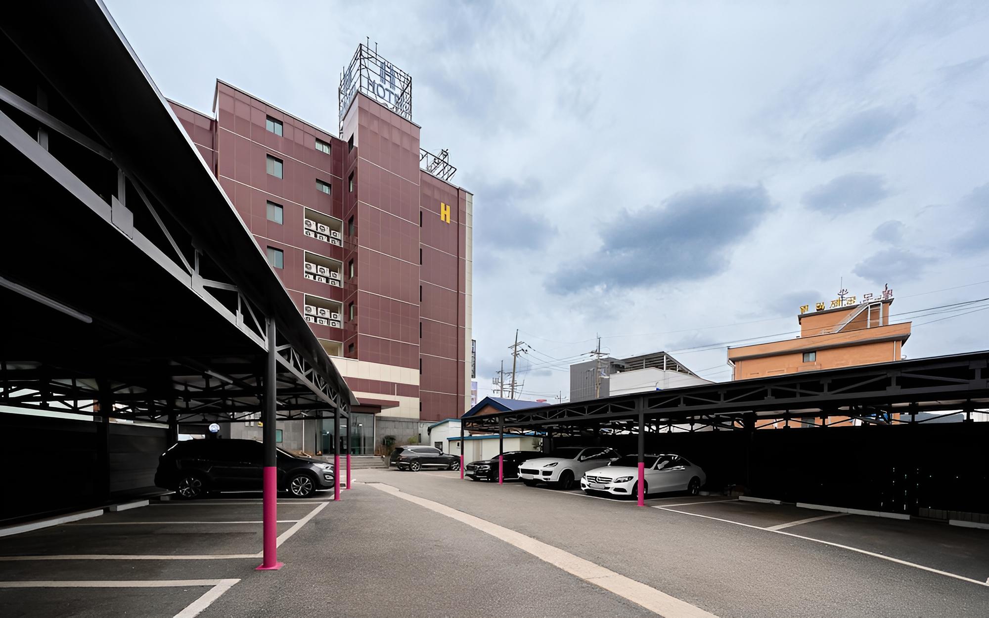 Jeongeup H