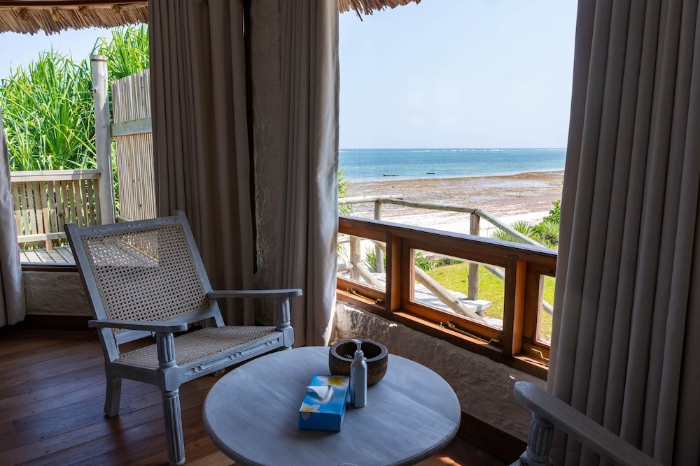 Coral Cove Diani Treehouses