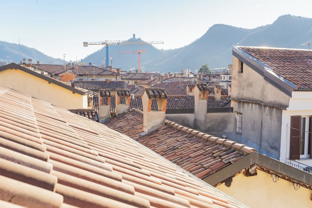 La Casa di Nino by Rent all Como