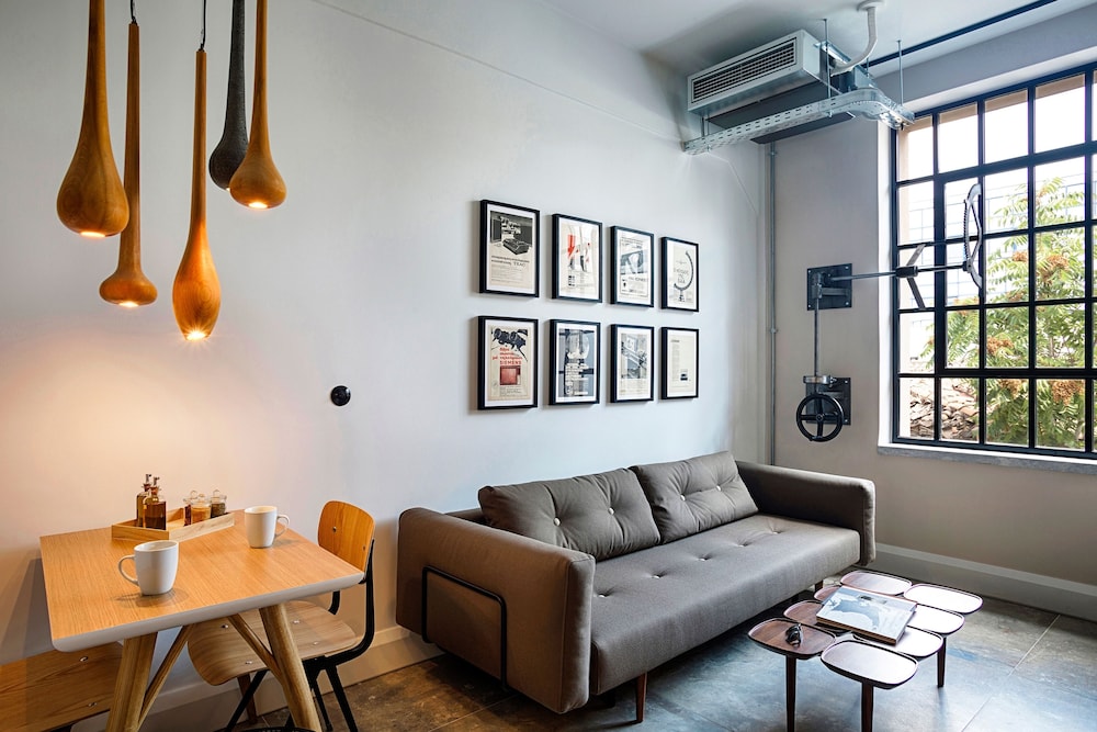 The Foundry Suites