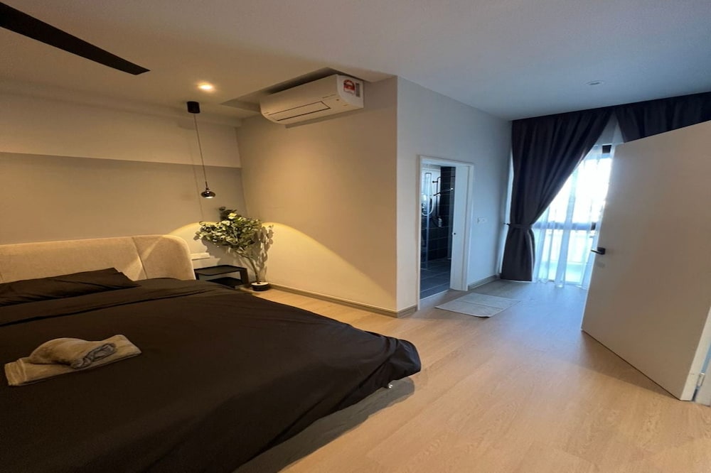 Netizen Cheras Residence by Emily in Town