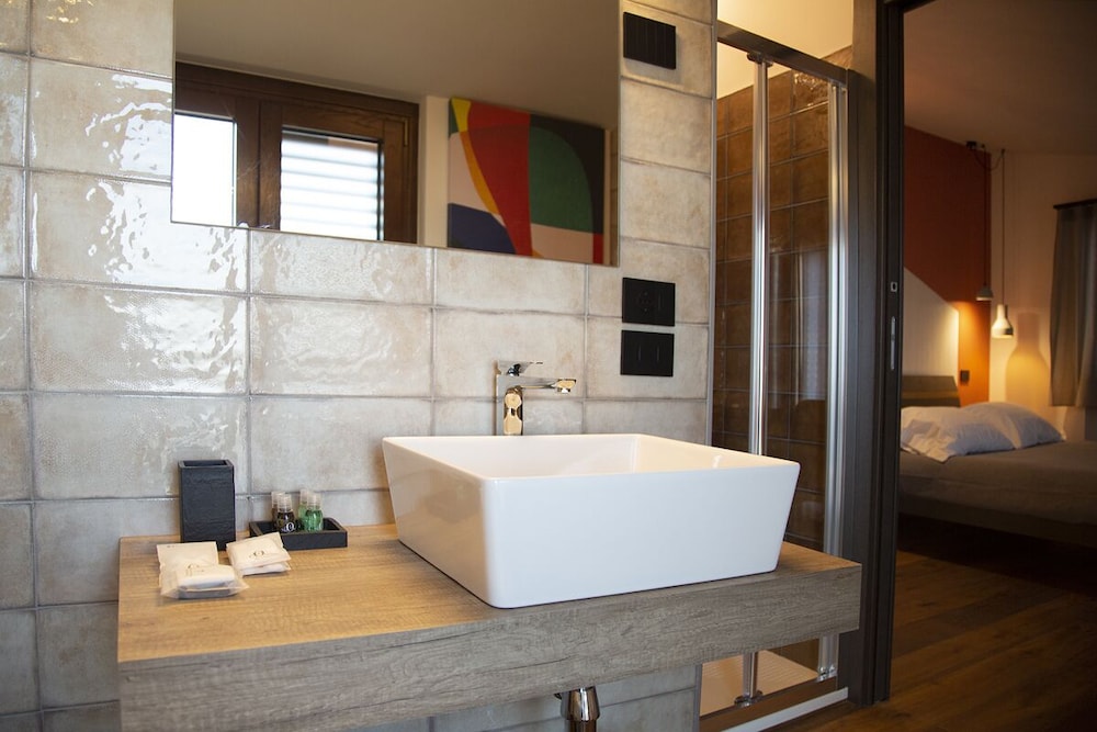 MANTRA Suite&Room