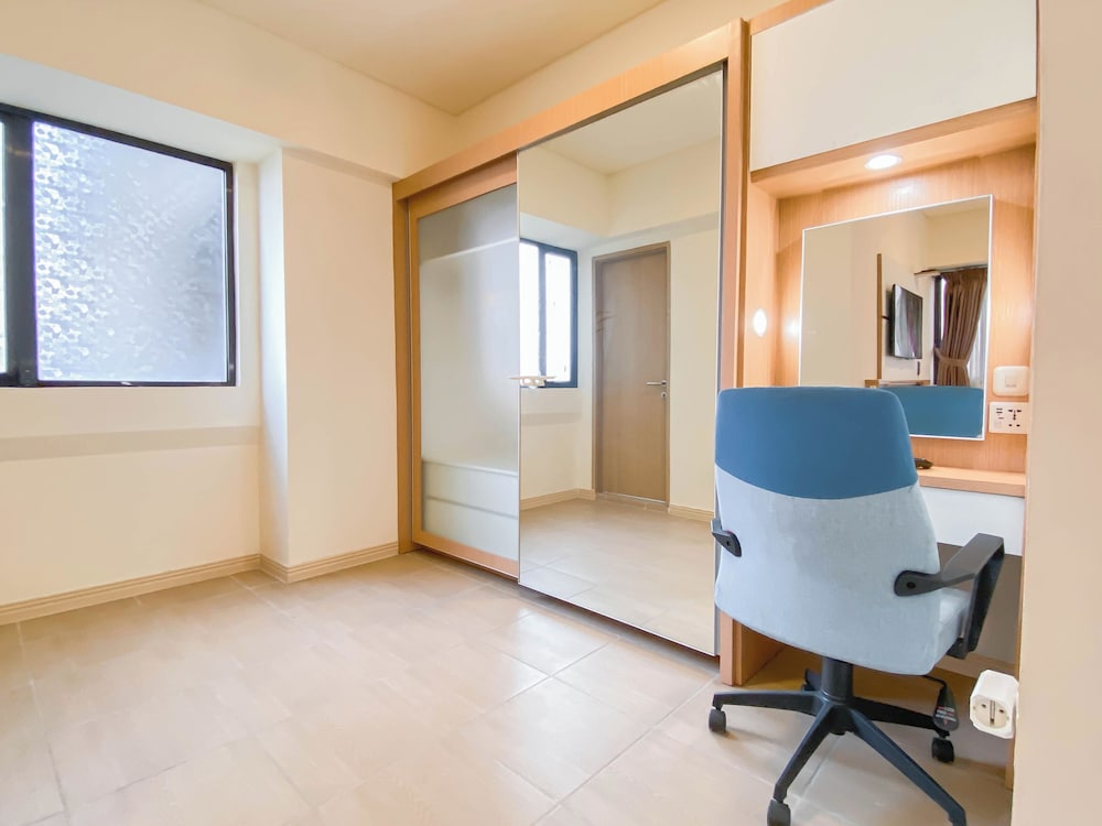 Spacious and Comfy Designed 2BR at Meikarta Apartment