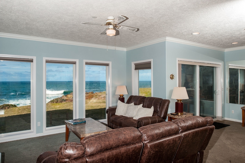 Keystone Vacation Rentals Village at North Pointe