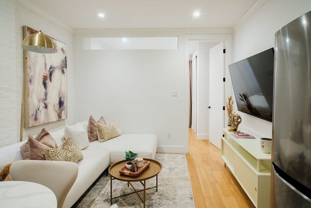 1288 UES Apartments