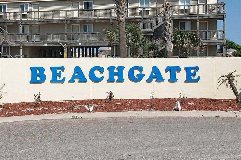Beachgate Condo Suites And Hotel 341+342 4 Bedroom Condo