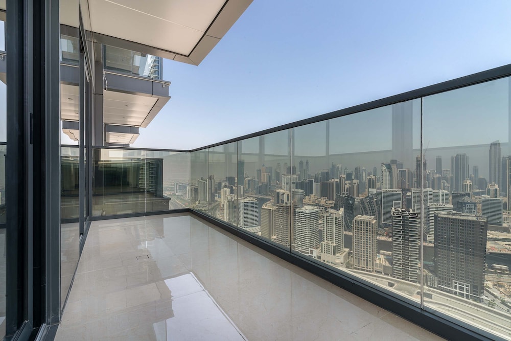 Amazing 1br With Beautiest View of Dubai Skyline