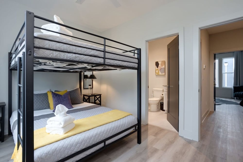 East Nash Double - 26 Beds Booking Fast