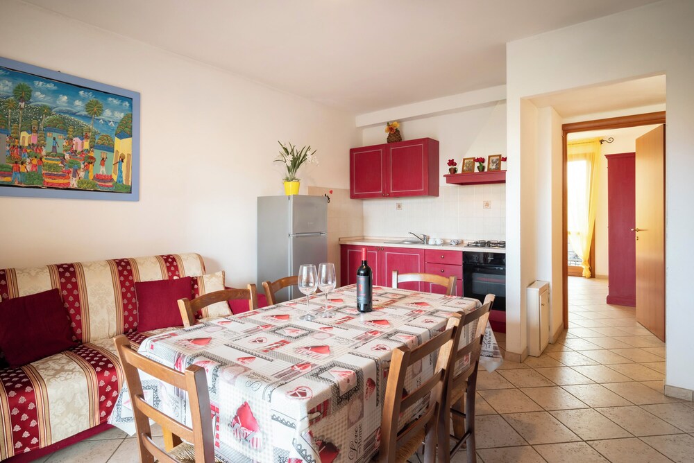 Follonica Apartments
