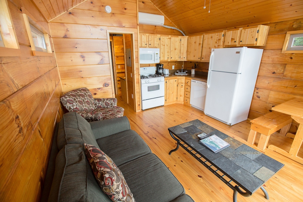 Edinboro Lake Resort Cabins