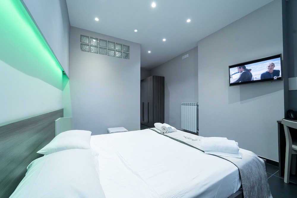 Al Campanile H. Napoli Centro by ClaPa Group Dislocated Hospitality