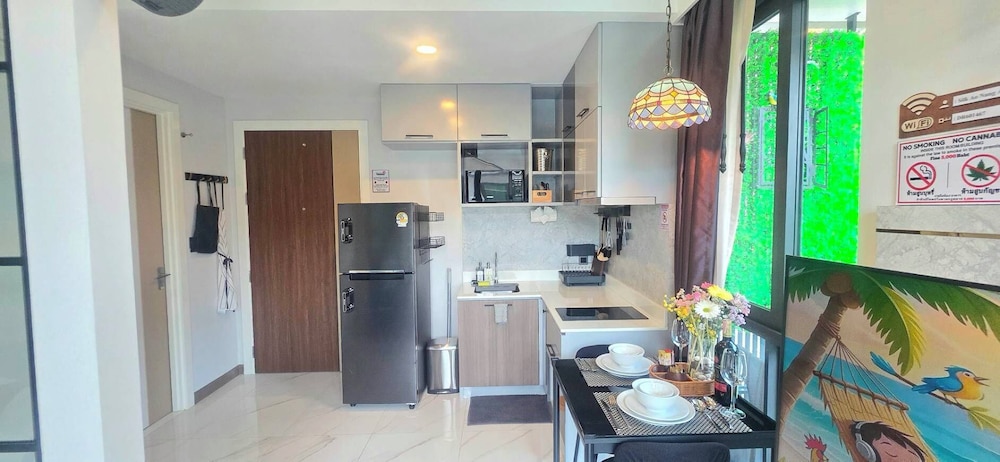 A202 - One Bedroom Partial Seaview Serviced Apartment, Ao Nang Beach