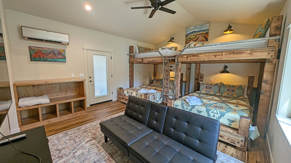 Verdin 6 5 Bedroom Home