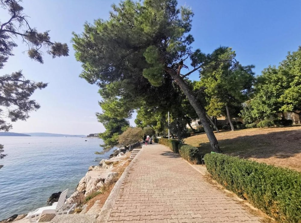 Apartment Domenico - 50 m From the sea