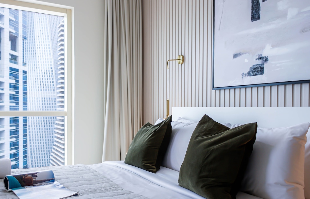 Manzil - Stylish 2BR in Dubai Marina nr Dubai Eye